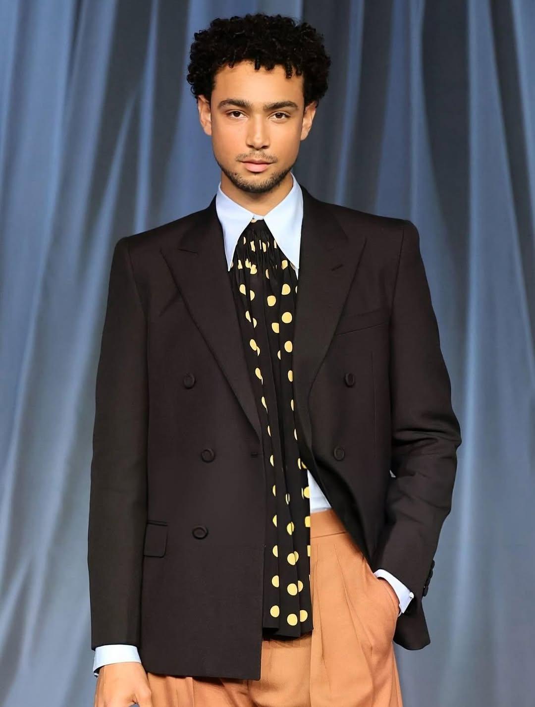 academymuseumgala-in-at-maisonvalentino-by-at-alessandro-michele.jpg