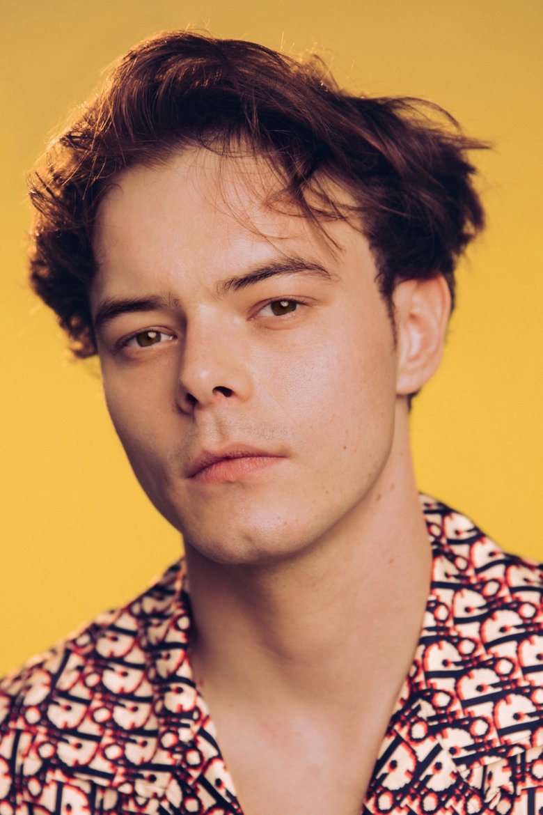 Charlie Heaton: Biography, Career, Net Worth & Personal Life