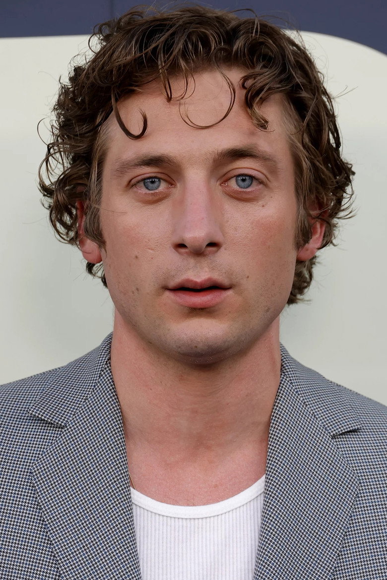 Jeremy Allen White: Biography, Career, Net Worth & Personal Life