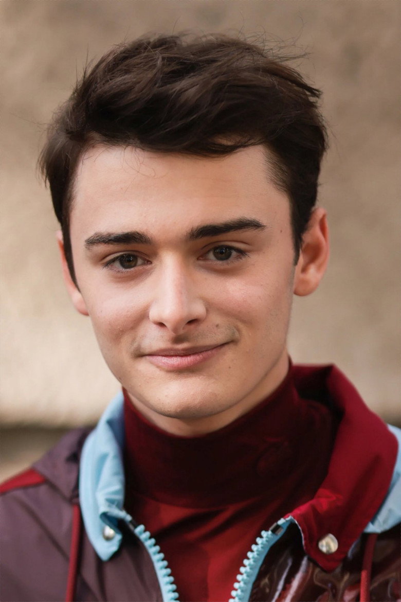 Noah Schnapp: Biography, Career, Net Worth & Personal Life