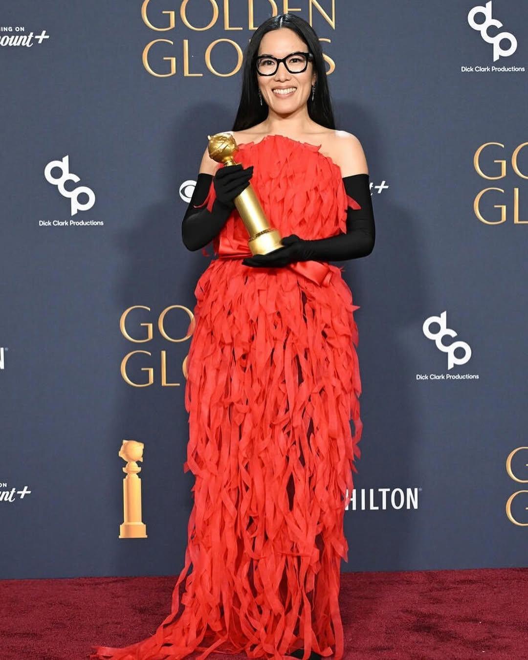 the-first-ive-ever-received-for-a-stand-up-special-dress-gloves-and-shoes-at-balenci-1.jpg
